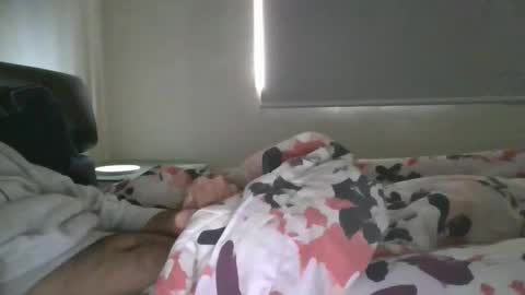 Snapshot of aaron0222 chatting on September 22, 2:35 am aaron0222 online show from September 22, 2:35 am