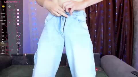 Aaron Bang online show from July 4, 11:11 pm