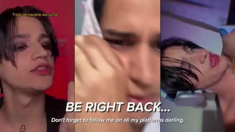 Snapshot of aaron_darkus chatting on October 26, 12:49 am Aaron online show from October 26, 12:49 am