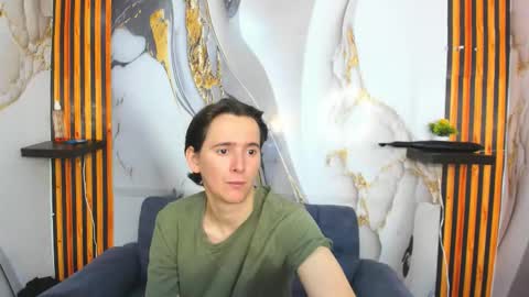 Snapshot of aaron_latinmen2 chatting on November 30, 7:51 pm Aaron online show from November 30, 7:51 pm