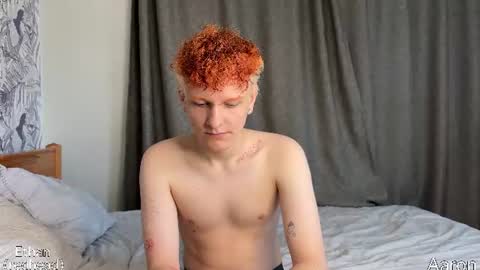 Snapshot of aaron_nathans chatting on June 14, 4:03 am aaron_nathans online show from June 14, 4:03 am