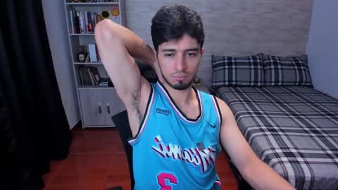 Aaron online show from September 23, 5:38 pm