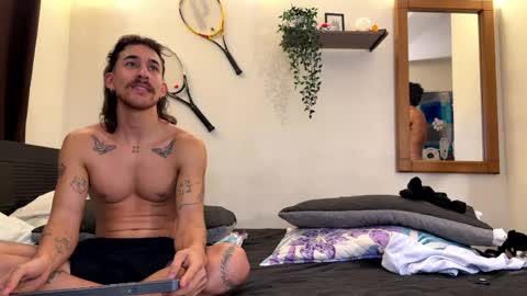 aaron_wheel online show from May 11, 12:27 am