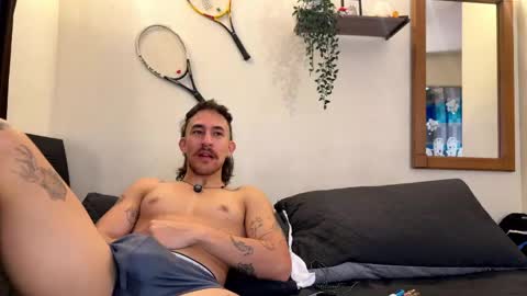 aaron_wheel online show from May 16, 5:12 pm
