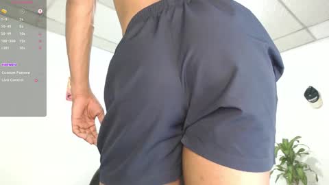 Heyy my name is Aaron online show from December 18, 3:34 am