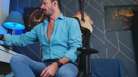 Snapshot of aaronbomer chatting on September 21, 4:03 am Aaron online show from September 21, 4:03 am