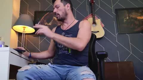 Aaron online show from December 21, 2:08 am