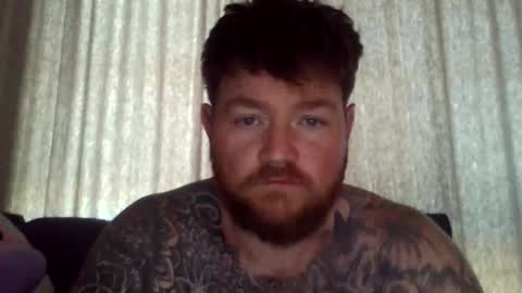aarongeoffrey online show from January 3, 1:38 am