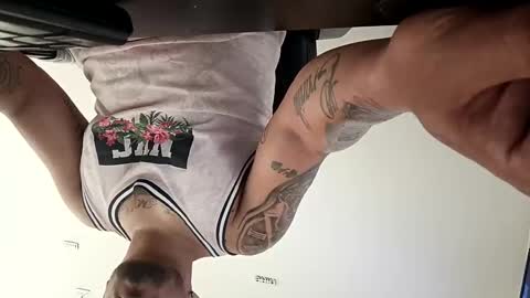 ig aaron hunter123 online show from January 3, 5:10 pm