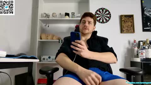 Aaron  online show from May 24, 8:58 pm