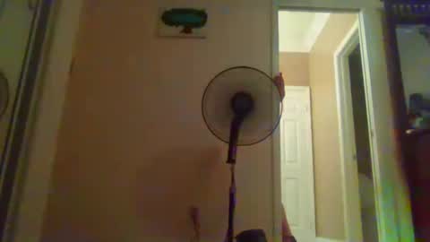 aaronprezent online show from October 13, 8:58 am