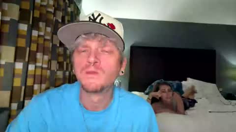 aaronthereallist online show from July 22, 4:04 am