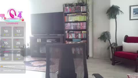 Snapshot of aarosteev chatting on March 18, 9:40 pm Jason online show from March 18, 9:40 pm