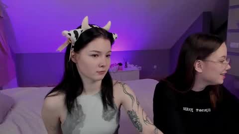 Fiona and Harry online show from February 16, 2:54 pm