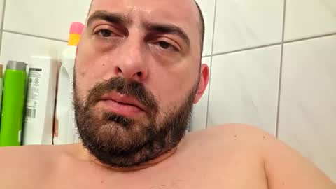 Snapshot of abas1986 chatting on February 5, 9:03 am abas1986 online show from February 5, 9:03 am