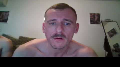 Snapshot of abbel_stone chatting on January 9, 9:27 pm abbel_stone online show from January 9, 9:27 pm