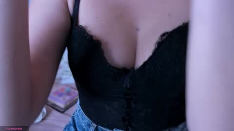 abbie online show from October 7, 7:33 pm