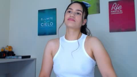 Snapshot of abbie_hard chatting on December 21, 7:38 pm Abbie Hard --------------- Streaming from 0800 - 0400 UTC-5 online show from December 21, 7:38 pm