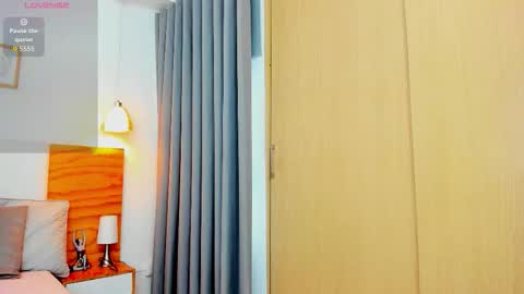 Snapshot of abbie_royy chatting on November 4, 12:04 pm Abbie Royy online show from November 4, 12:04 pm