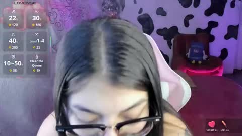 April online show from November 10, 7:18 am