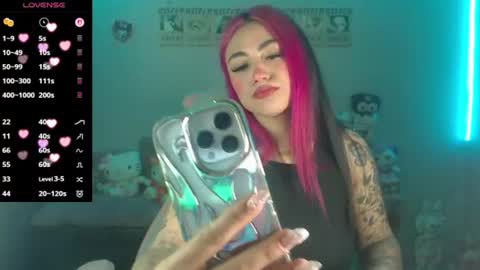abbie  70OFF online show from July 18, 11:30 pm