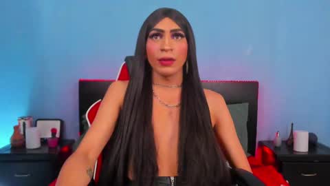 Snapshot of abbigaiil_fuster_ chatting on January 4, 5:27 am Abbigail Fuster online show from January 4, 5:27 am