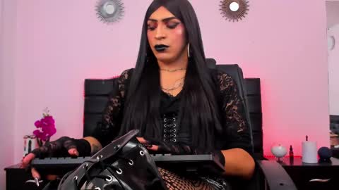 Snapshot of abbigaiil_fuster_ chatting on February 12, 10:56 am Abbigail Fuster online show from February 12, 10:56 am