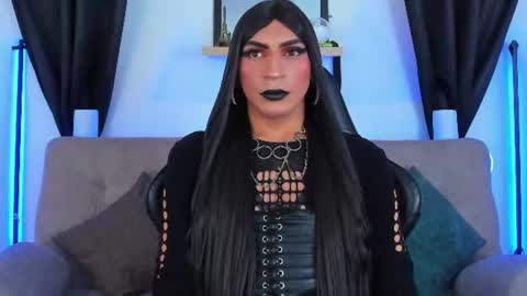 Abbigail Fuster  online show from July 1, 10:28 am
