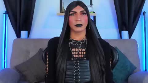 Abbigail Fuster  online show from July 5, 12:01 pm