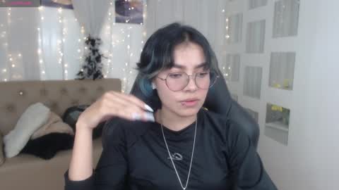 Snapshot of abbiross chatting on January 13, 6:38 pm Abbi online show from January 13, 6:38 pm