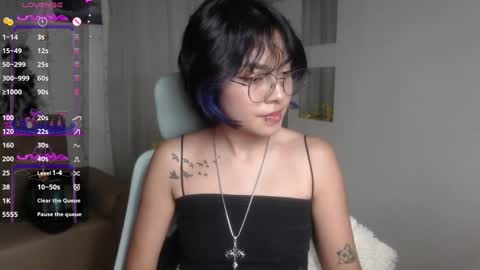 Snapshot of abbiross chatting on January 27, 10:38 pm Abbi online show from January 27, 10:38 pm