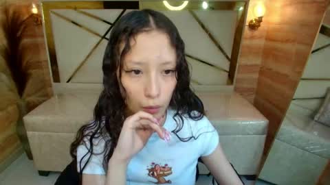 Abby  online show from May 4, 12:34 pm