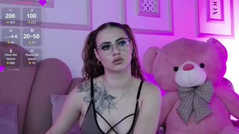 Abby online show from September 9, 3:44 pm