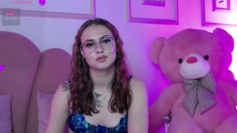 Abby online show from September 13, 7:02 pm