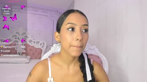 Snapshot of abby_adams20 chatting on December 10, 12:28 am abby online show from December 10, 12:28 am
