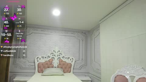Snapshot of abby_adams20 chatting on December 11, 1:26 am abby online show from December 11, 1:26 am
