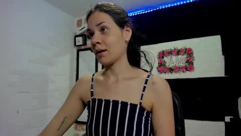 Snapshot of abby_connie chatting on March 3, 2:26 am Abby Connie online show from March 3, 2:26 am