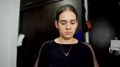 Snapshot of abby_connie chatting on October 21, 3:29 am Abby Connie online show from October 21, 3:29 am