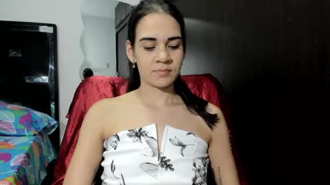 Snapshot of abby_connie chatting on December 3, 3:03 am Abby Connie online show from December 3, 3:03 am