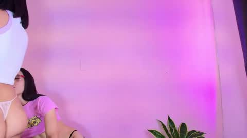 Snapshot of abby_coper1 chatting on June 12, 4:50 pm abby_coper1 online show from June 12, 4:50 pm