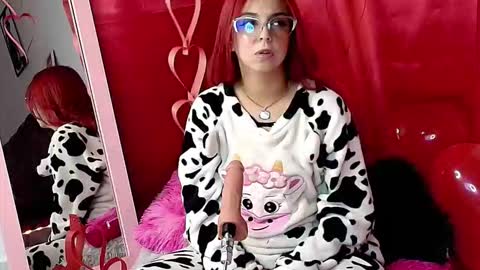 abby duponpt online show from February 11, 12:10 pm