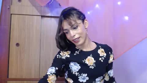 Violet online show from December 31, 5:11 am