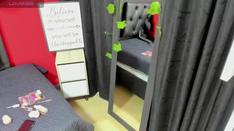 Snapshot of abby_hiiltoon chatting on February 18, 4:52 am Abby online show from February 18, 4:52 am