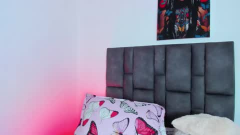 abby jones online show from October 18, 3:42 am