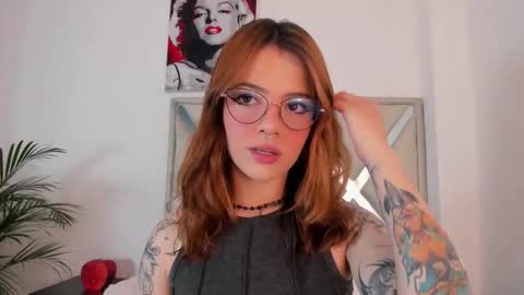 Snapshot of abby_jones2 chatting on March 4, 3:12 am abby jones online show from March 4, 3:12 am