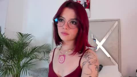 Snapshot of abby_jones2 chatting on March 26, 3:45 am abby jones online show from March 26, 3:45 am