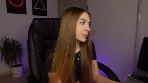 ABBY LAKER online show from February 25, 7:36 pm