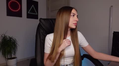 ABBY LAKER online show from February 27, 3:15 pm