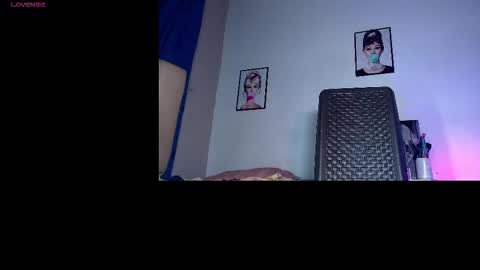 abby moss online show from September 17, 1:29 am