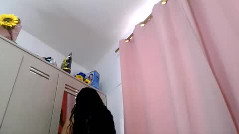 abby_moss_2 online show from June 3, 2:33 pm